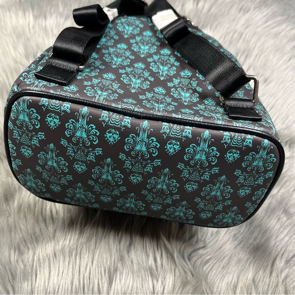 Limited Edition 50th anniversary Disney haunted mansion Funko mini backpack - Picture 4 of 10